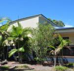 44 Cypress Avenue Holiday home in a quiet location close to patrolled beach  CBD - Accommodation Cooktown