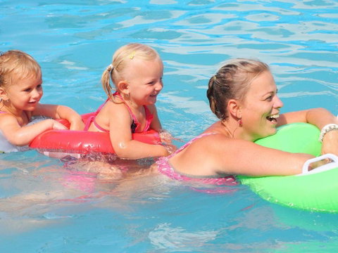 Beachside 4 With Airconditioning & Spa Bath - Accommodation Cooktown 1