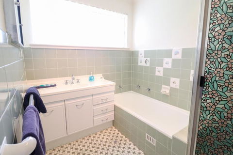 Coastal Horizons Beach House - Accommodation Cooktown 1