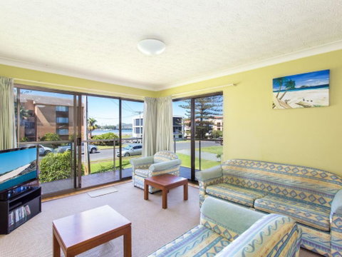 Champagne Court 1 With Water Views - Accommodation Cooktown 4