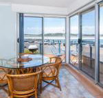 Fairholme 8 Perfect Lakefront Position - Accommodation Cooktown