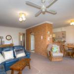 St James 6 Stylish Airconditioned Retreat - Accommodation Cooktown 1