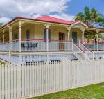 5 Bomburra Court Rainbow Beach Ticks All The Boxes Pool Shed Fenced Yard Pet Friendly - Accommodation Cooktown