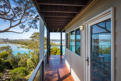 Hillcrest Views Of Wagonga - Accommodation Cooktown 2