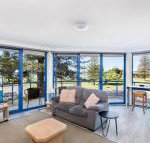 Heritage 202 Overlooking the Water - Accommodation Cooktown
