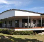 14 Zircon Street Centrally located family home with covered deck close to patrolled beach  shops - Accommodation Cooktown