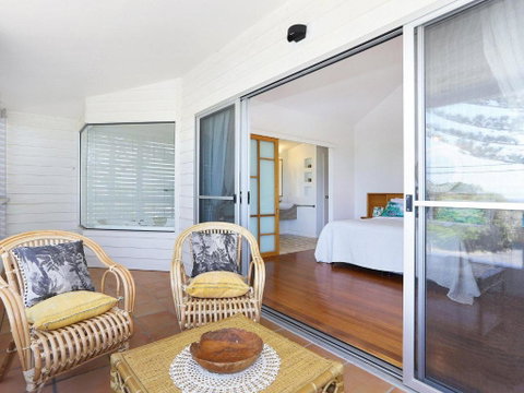 EAST COAST ESCAPES Lighthouse Studio - Accommodation Cooktown 6