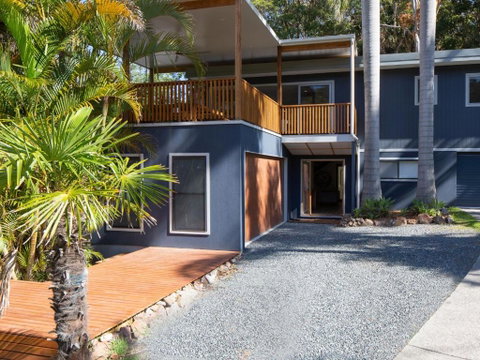 The Royal Cuban - Accommodation Cooktown 2