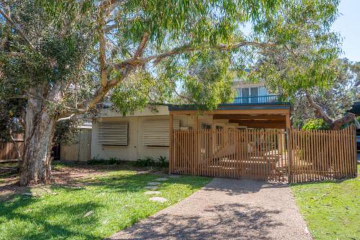 Caloundra QLD Accommodation Cooktown