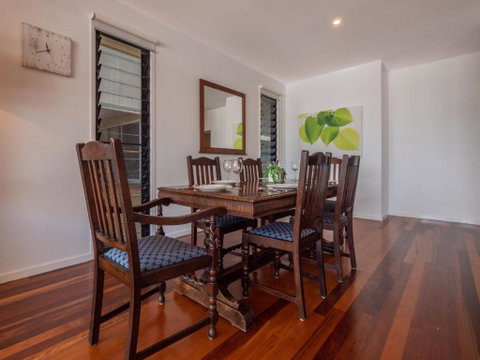 Campbell St. 11 Moffat Beach - Accommodation Cooktown 3
