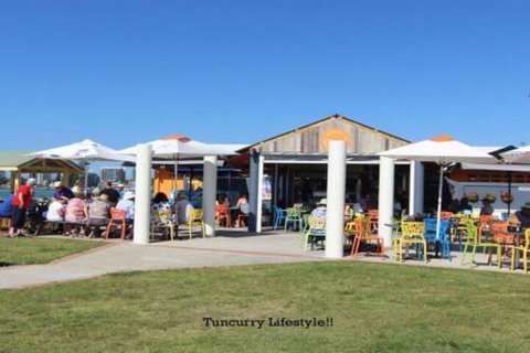 Luskin Court 3 - Accommodation Cooktown 2