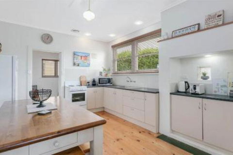 Grace Cottage - Accommodation Cooktown 3