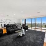 BENGALEE EXECUTIVE TOWNHOUSE MODERN & STYLISH - Accommodation Cooktown 0