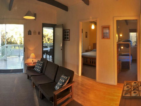 Matron 17 Narrawallee - Accommodation Cooktown 4