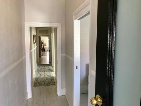 YSG The Edward Townhouse 153 Walk To Town - Accommodation Cooktown 1