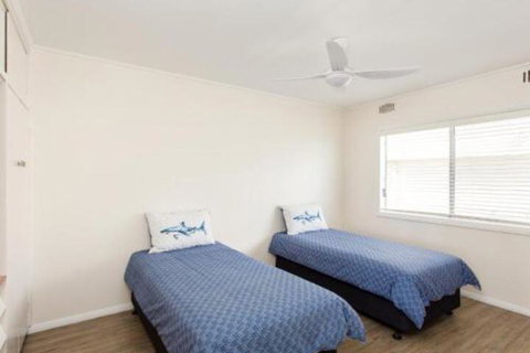 Lakeside Flats 6 - Accommodation Cooktown 2