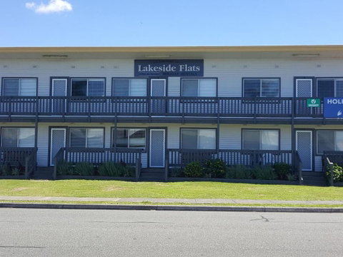 Lakeside Flats 5 - Accommodation Cooktown 4