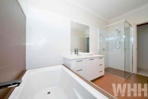 Adelphi Views On Luton Woodlands - Accommodation Cooktown 4