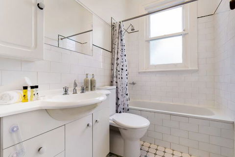 Drummoyne 3 Bedroom Home (62ALE) - Accommodation Cooktown 2