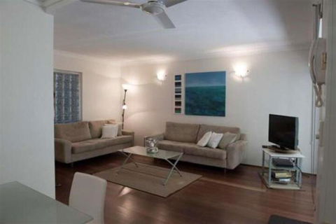 Absolute Beachfront Mooloolaba - Accommodation Cooktown 5