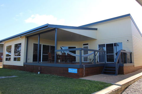 Waterfront On Osprey - Accommodation Cooktown 3