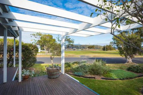 Kesla Beach House - Accommodation Cooktown 4