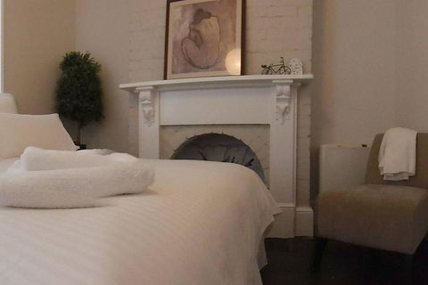 YSG The Edward Townhouses 155 & 157 Steps To Town - Accommodation Cooktown 4