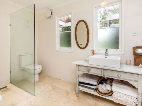 BARRIMA SOMERS BEACH - Accommodation Cooktown 5