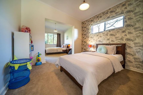 Evergreen On Franklin Family Friendly Wifi Unique - Accommodation Cooktown 7