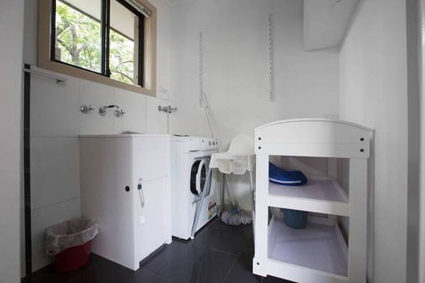 Spacious 3bedrooms Big House@mitcham - Accommodation Cooktown 3