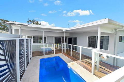 The Lake House With Swimming Pool - Accommodation Cooktown 4