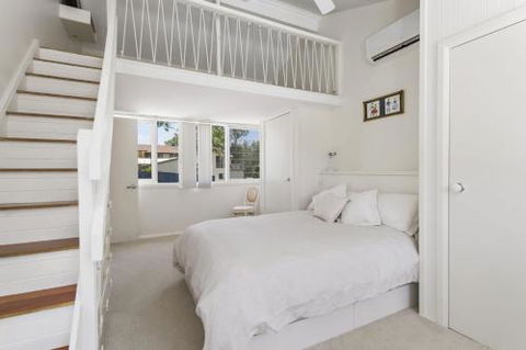 The Lake House With Swimming Pool - Accommodation Cooktown 6