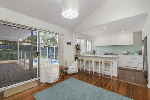 The Lake House With Swimming Pool - Accommodation Cooktown 1