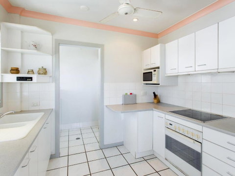 Oxley 8 At Tuncurry - Accommodation Cooktown 3