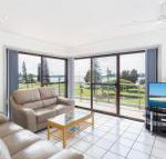 Oxley 8 at Tuncurry - Accommodation Cooktown