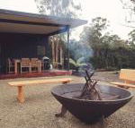 Bush  Beach Family Retreat - Accommodation Cooktown