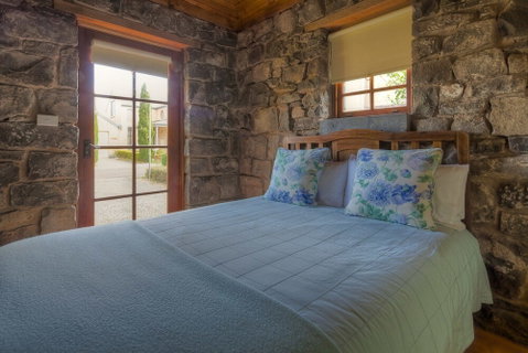 Breakfast Creek Cottage - Accommodation Cooktown 3