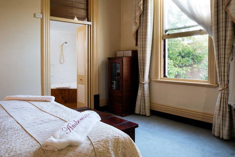 Amberesque B & B - Accommodation Cooktown 1