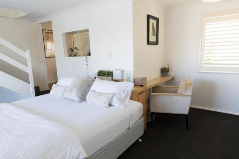 White Beach Cottage - Accommodation Cooktown 1