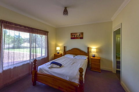 Lake Tyrrell Accommodation LTA - Accommodation Cooktown 6