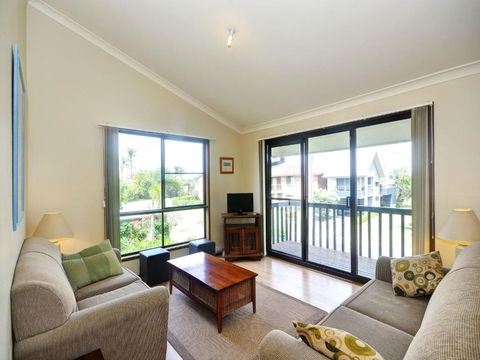Pet Friendly On Pelican Close To Myall River - Accommodation Cooktown 4