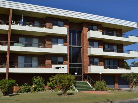 Bowling Greens 7 - Accommodation Cooktown 3