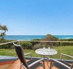 Absolute Beachfront at Hastings - Accommodation Cooktown