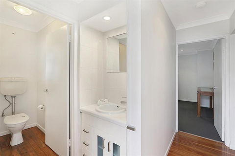 Beach Home In Golden Triangle - Accommodation Cooktown 5