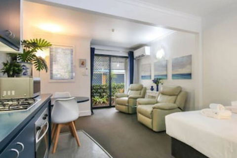 Beautiful Studio In Great Leafy Location - Accommodation Cooktown 0