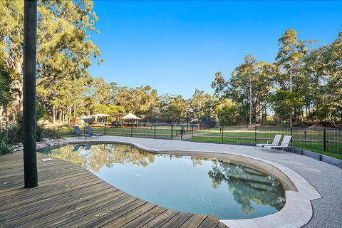 The Retreat Lodge - Accommodation Cooktown 1