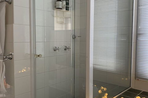 The Retreat Lodge - Accommodation Cooktown 2