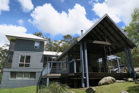 The Retreat Lodge - Accommodation Cooktown 0