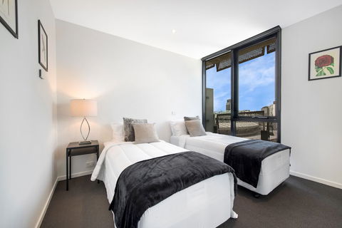 FARINA, 1BDR Docklands Apartment - Accommodation Cooktown 5