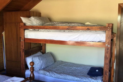 Alpine Stag Lodge Unit 2 - Accommodation Cooktown 5